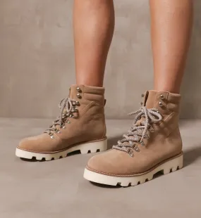 NEUTRAL TERRITORY BOOT